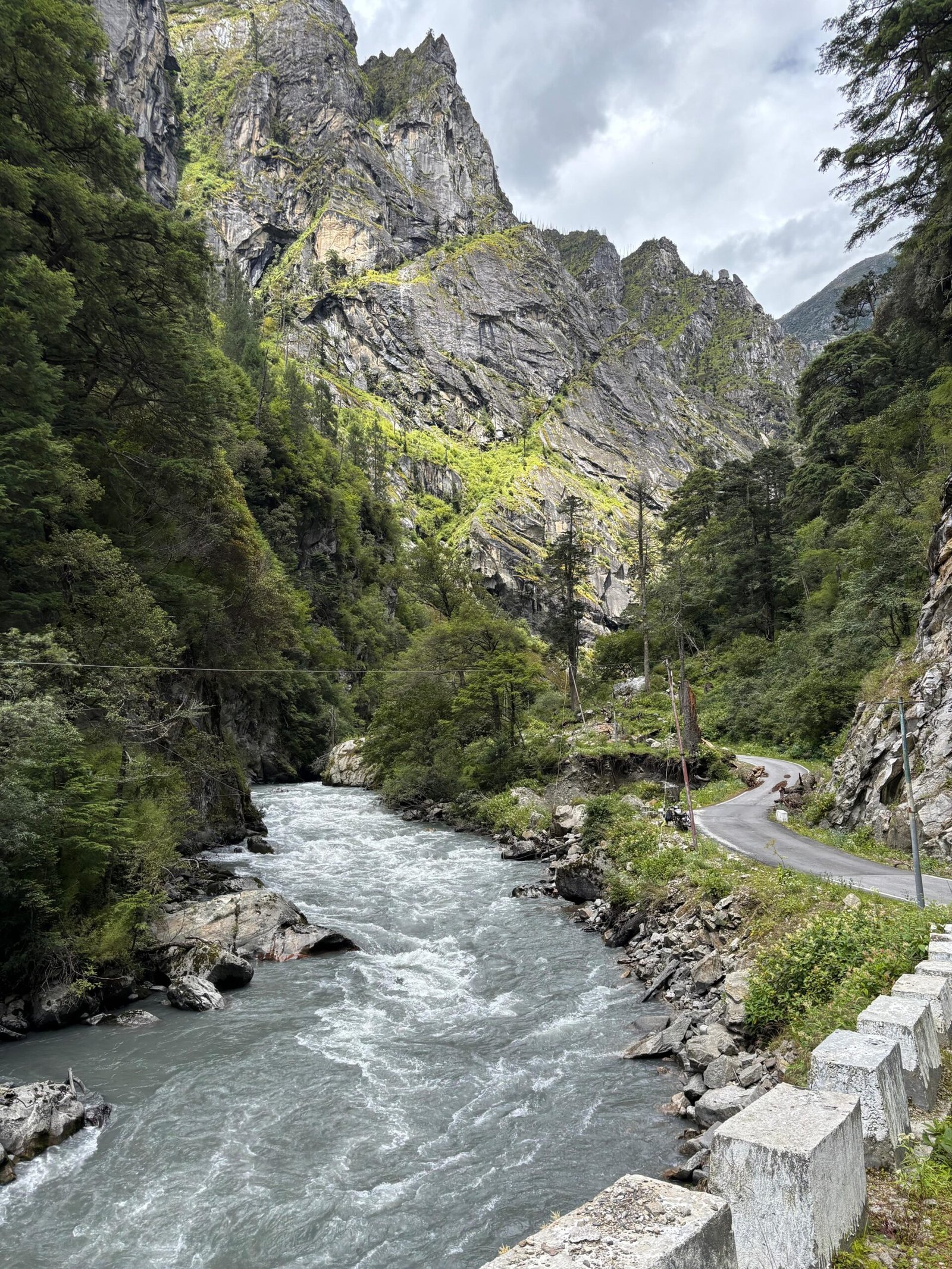 Tour of Tawang with Zemithang & Chuna-mago